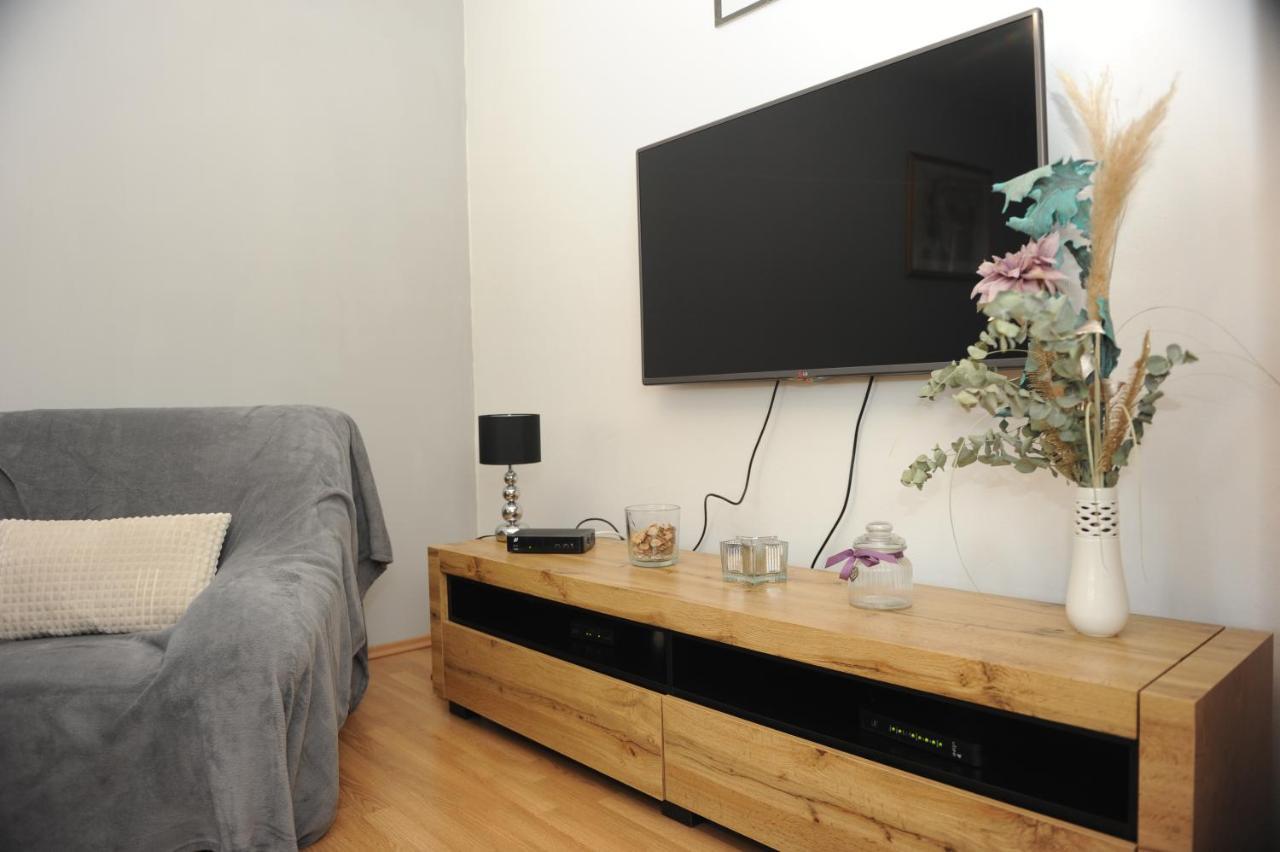 Santa Appartement Zadar Buitenkant foto