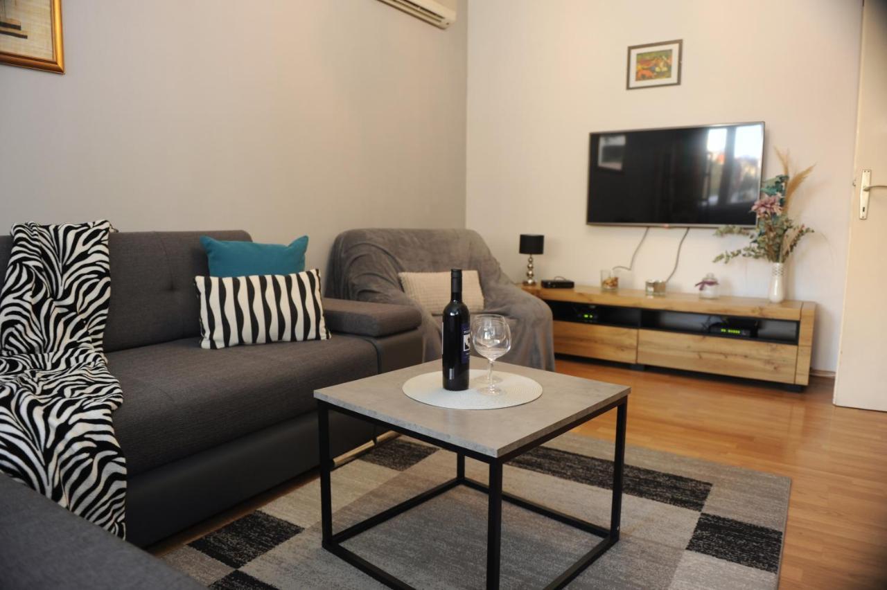 Santa Appartement Zadar Buitenkant foto